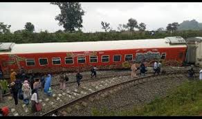 Abuja–Kaduna Train Derails, Casualties Feared